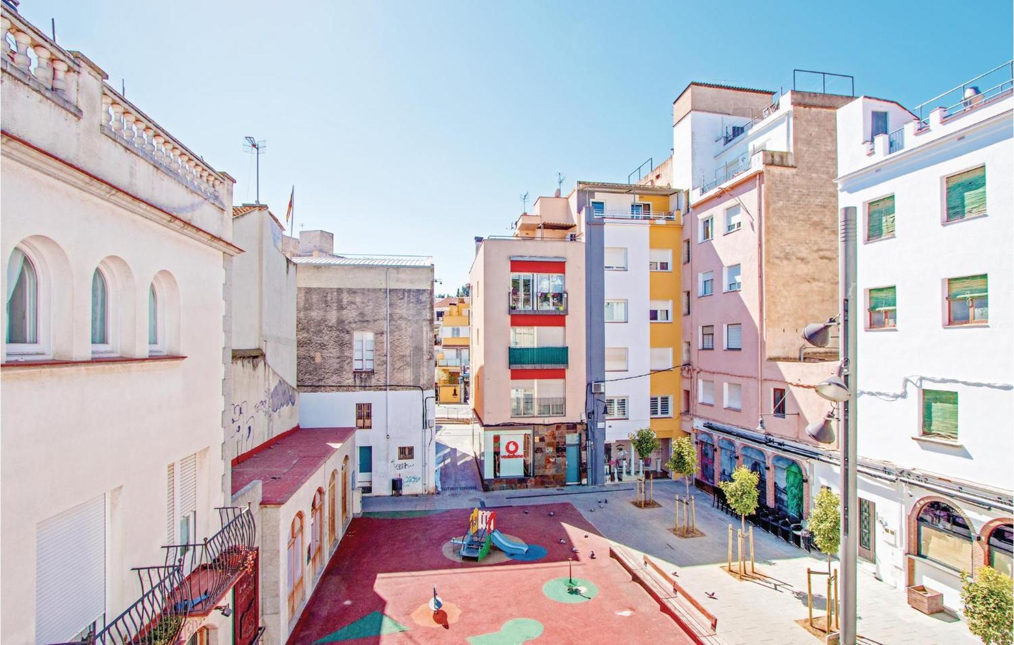 2 Bedroom Cozy Apartment In Blanes Eksteriør billede